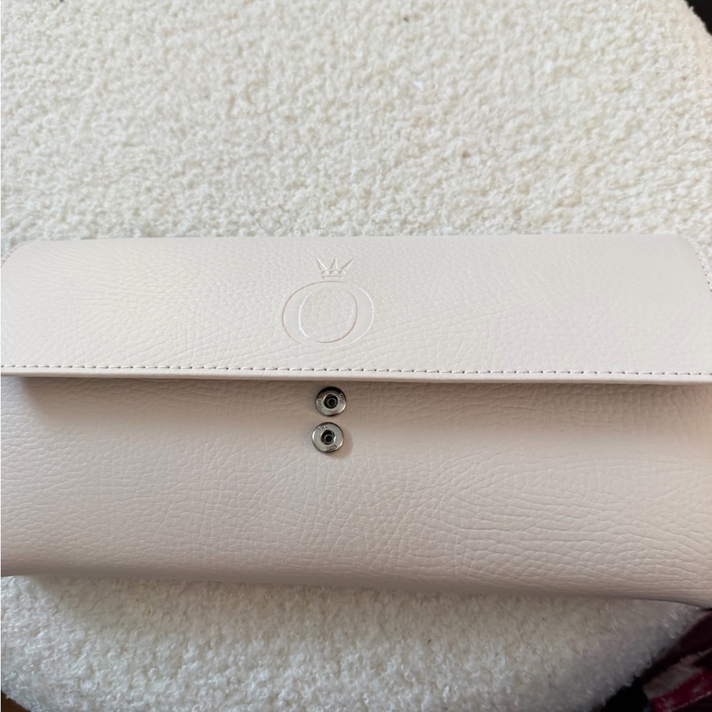 Elegant Cream Pandora travel bag 2 in 1